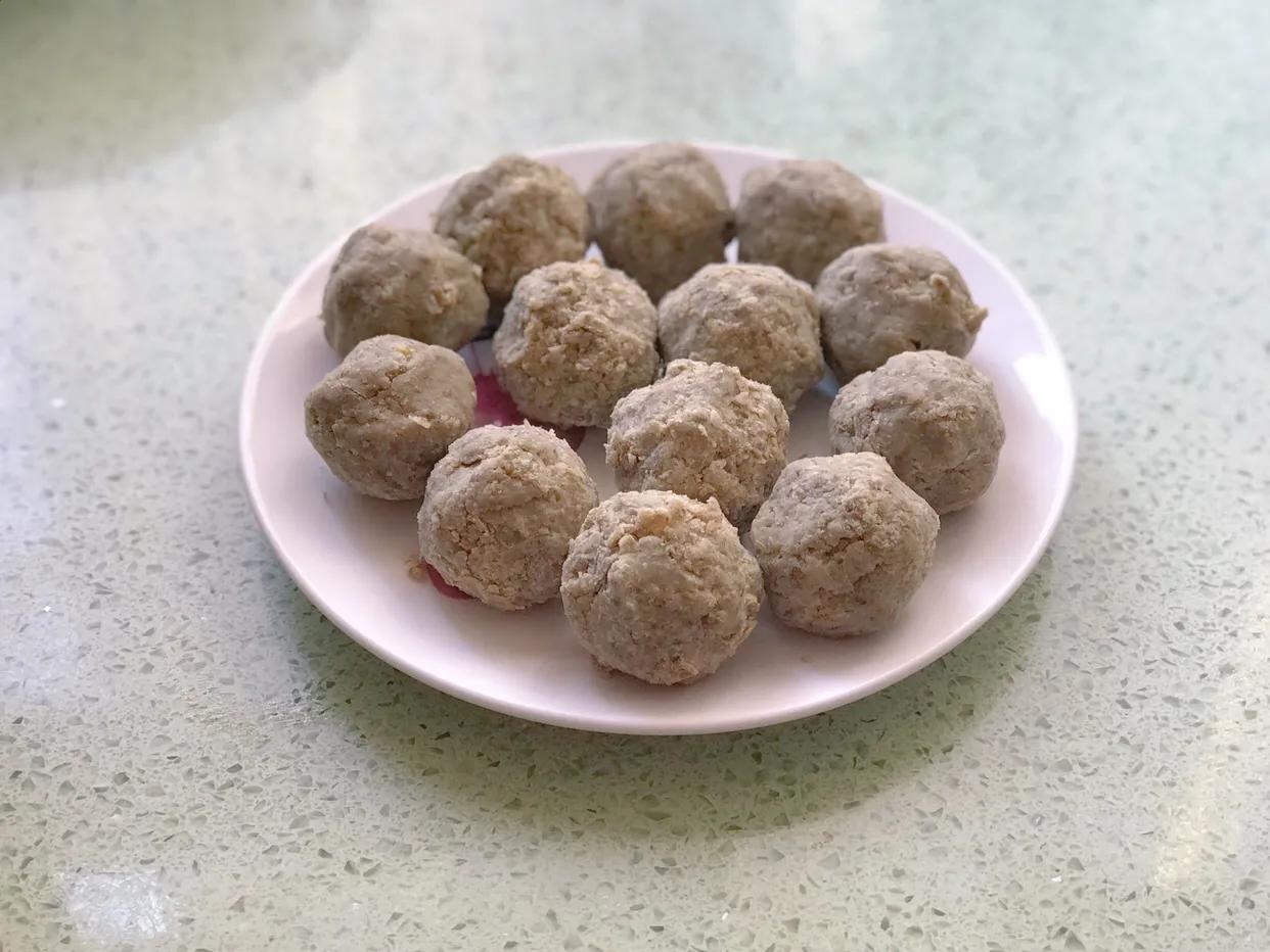 绿豆卷饼怎么做又软又好吃,绿豆红豆饼的制作方法视频