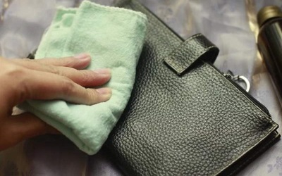 睫毛膏干了加乳液可以吗,睫毛膏干了滴眼药水可以吗