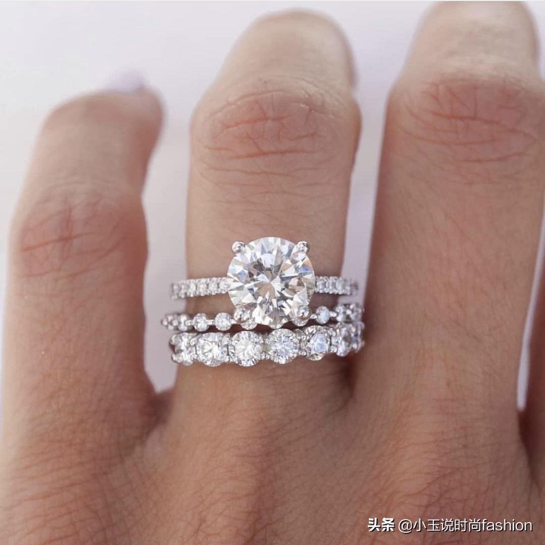戒指戴在哪个手指上最合适,戒指的戴法和意义男女左右手