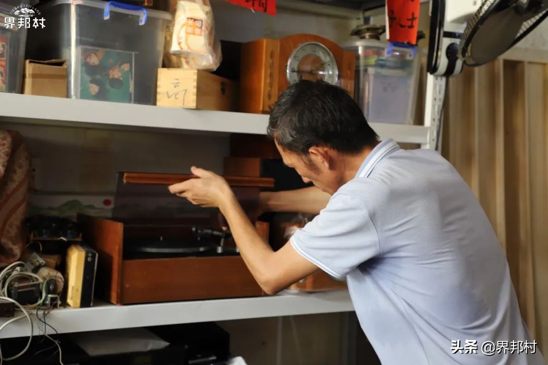 别小瞧这个二手音响店，有的是我们买不起的好宝贝，平时都藏着呢