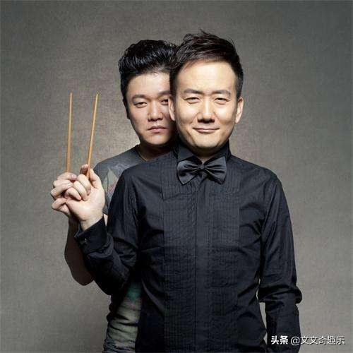 还记得曾经风靡全球的小苹果吗,重温一下当年红遍全网的小苹果