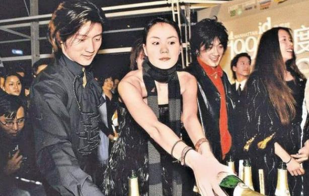 王菲谢霆锋复合了吗,王菲谢霆锋有没有复合