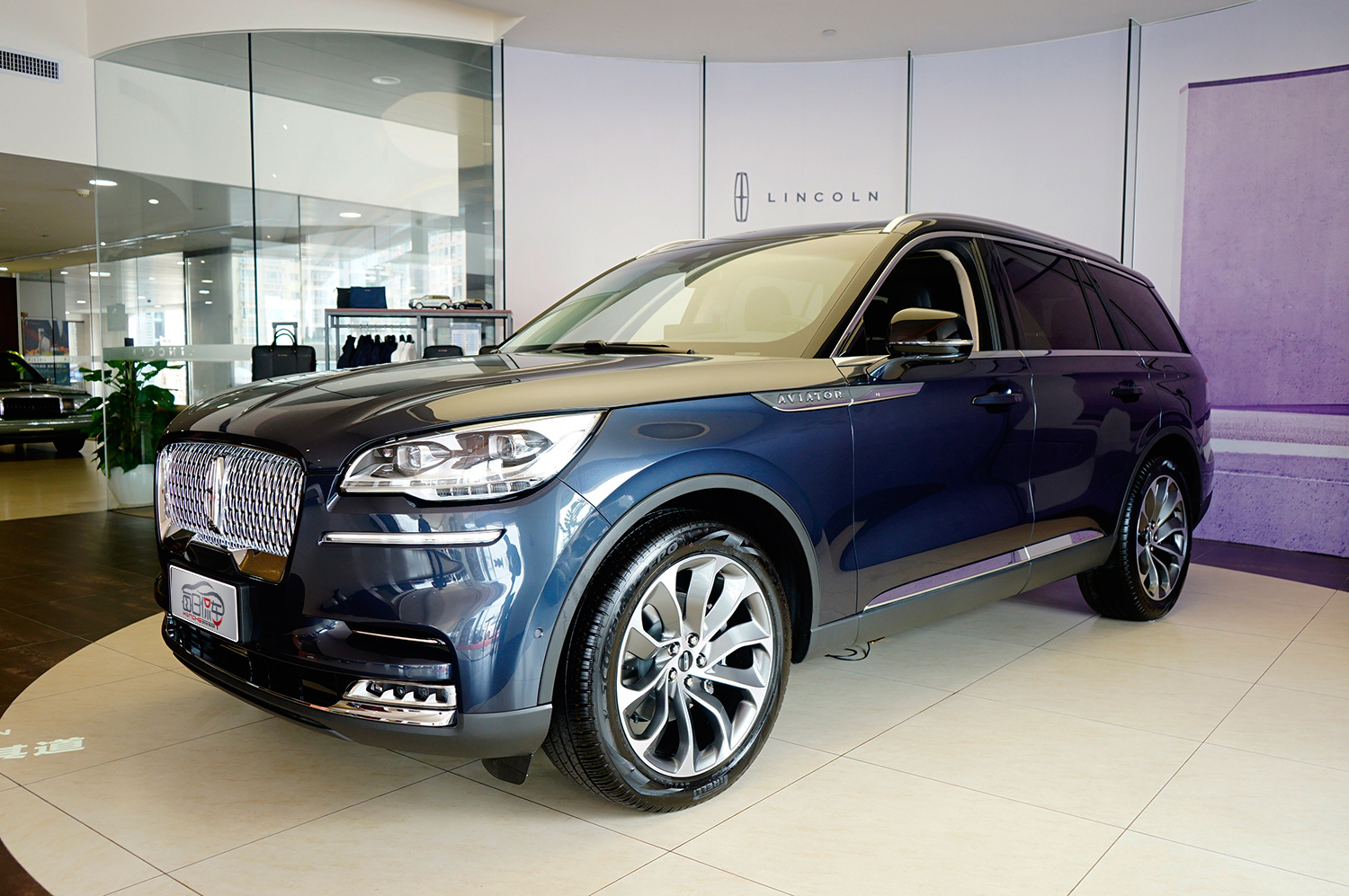 林肯飞行家气场街拍,林肯飞行家回头率