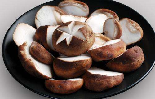 鎬庢牱绉嶆棣欒弴,绉嬫牻棣欒弴绉嶆