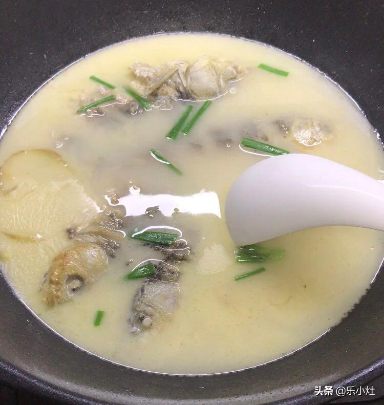 鱼汤怎么做才能汤白味鲜,鱼汤去腥教你一招汤白浓郁没腥味
