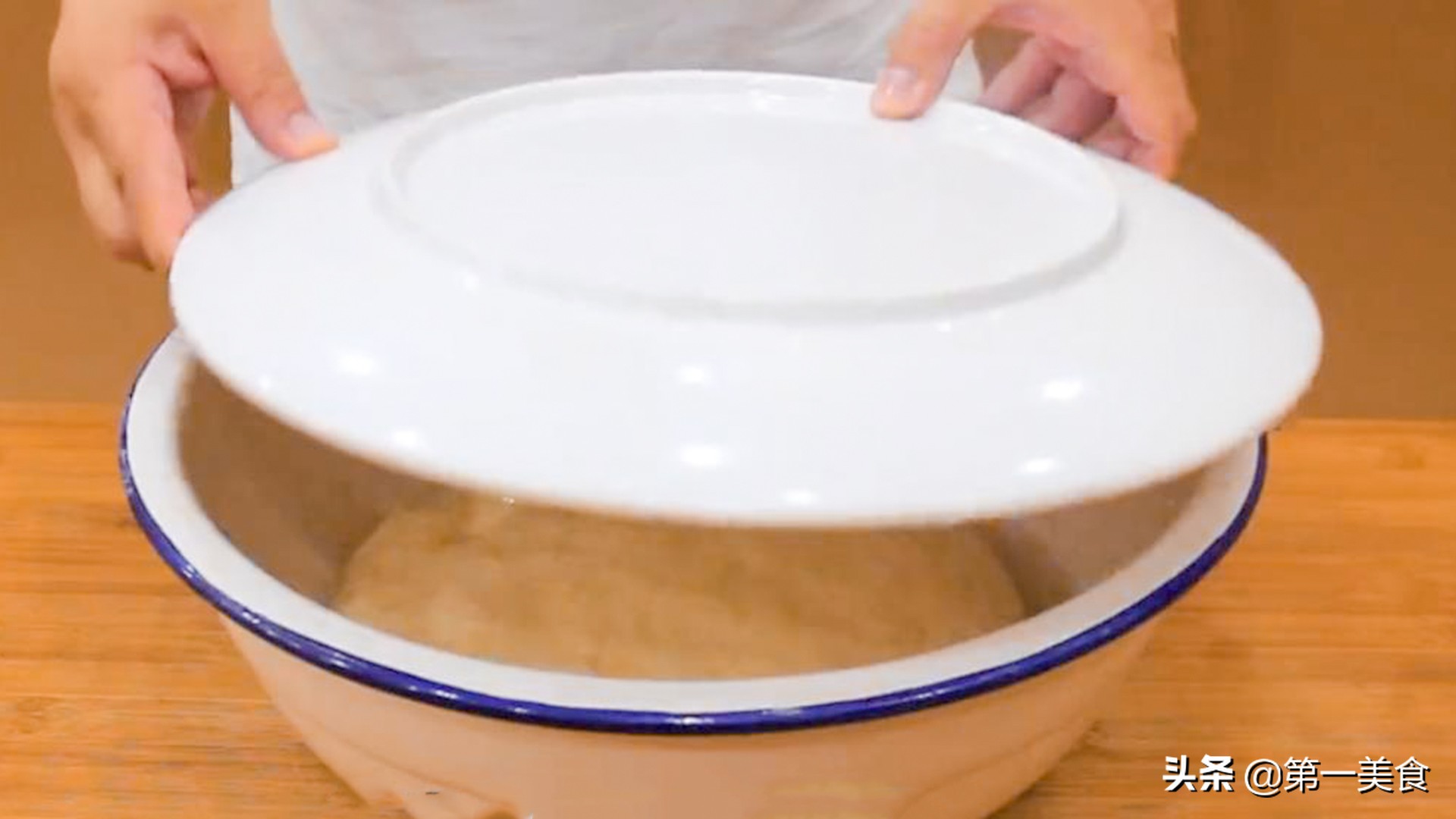 油条怎么炸好吃又简单的做法,油条怎样炸又大又蓬松