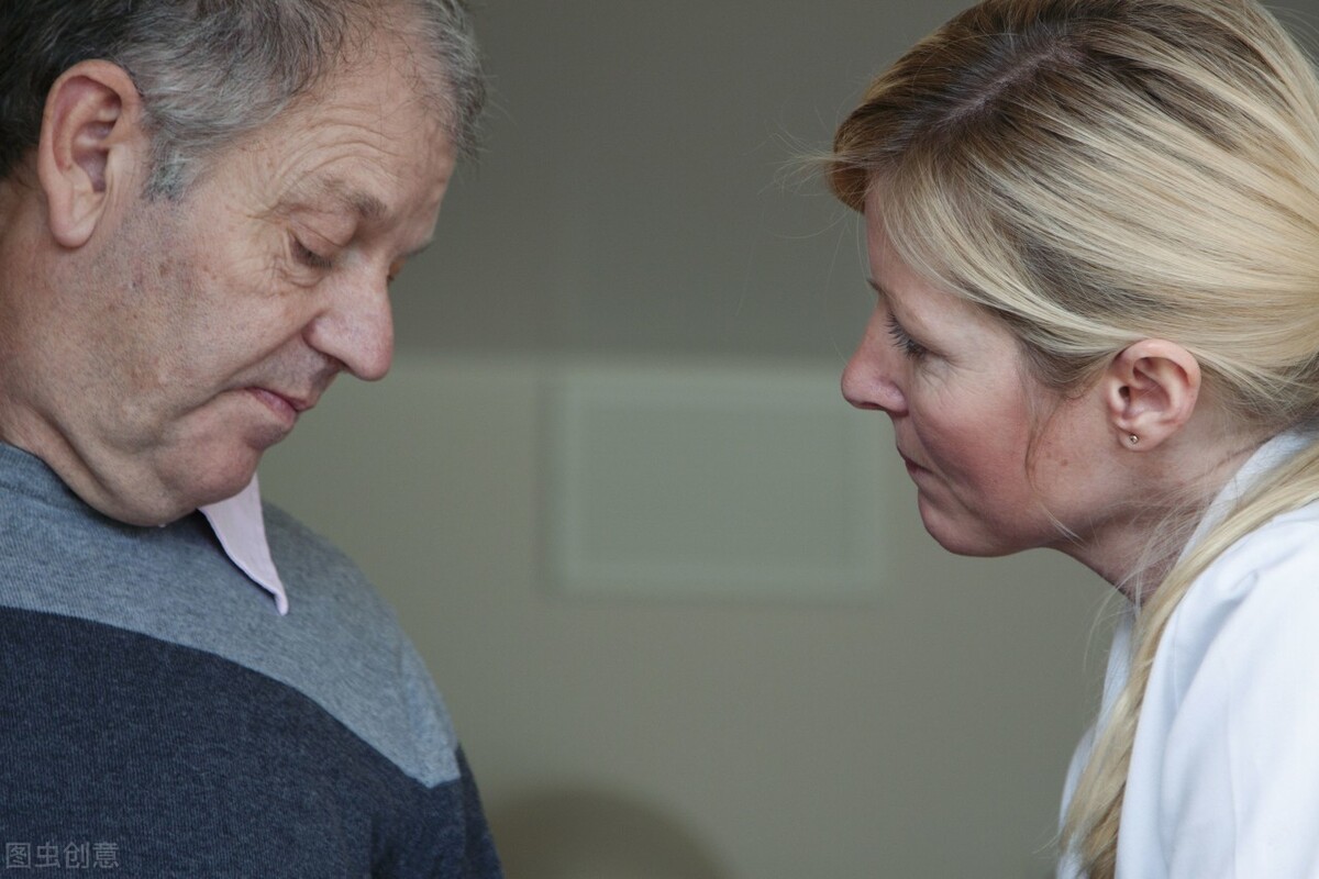 中风后遗症语言不利按什么穴位,中风导致的语言障碍怎么恢复