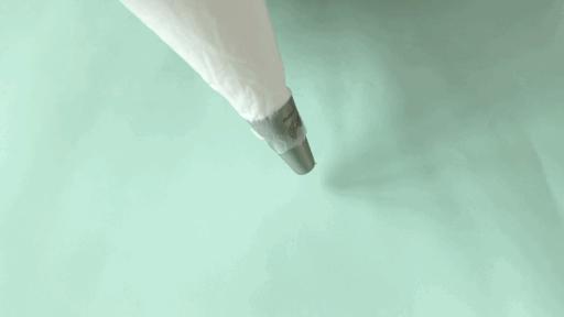 动物奶油裱花基础知识和手法,巧克力蛋糕裱花基础手法