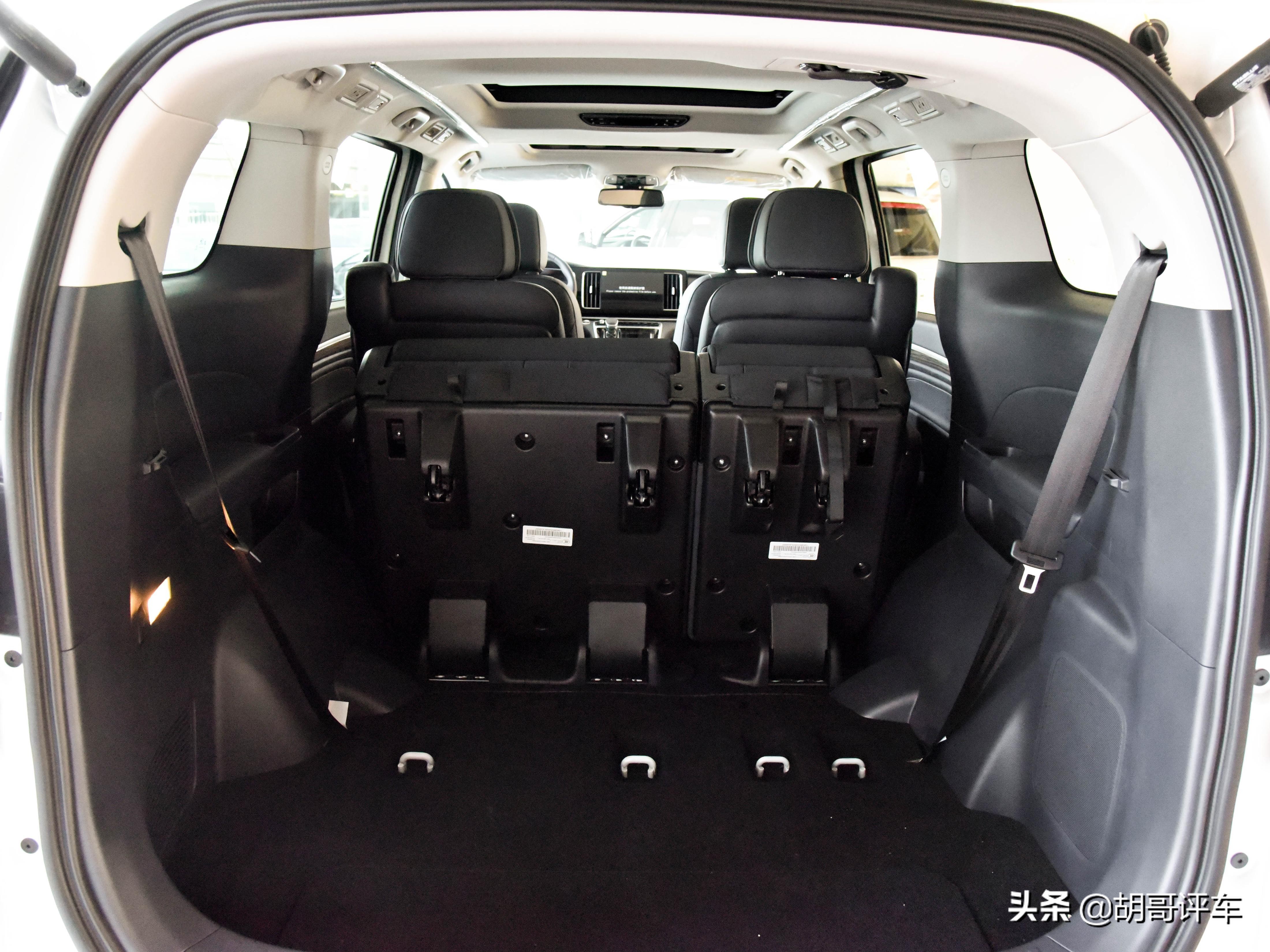 最新款埃尔法豪华商务车,国产埃尔法广汽