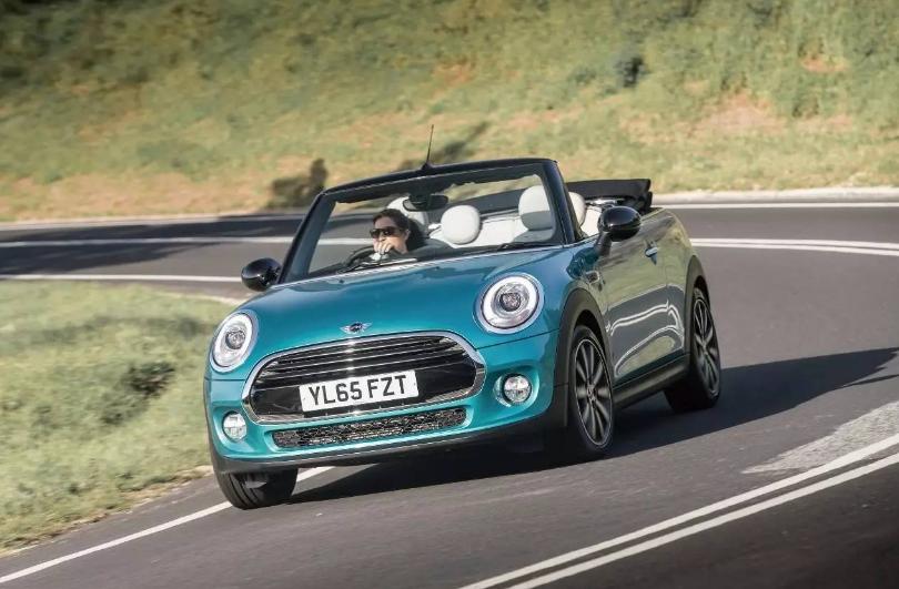 最新款的硬顶敞篷车,帅气又霸气不超过100万的敞篷车