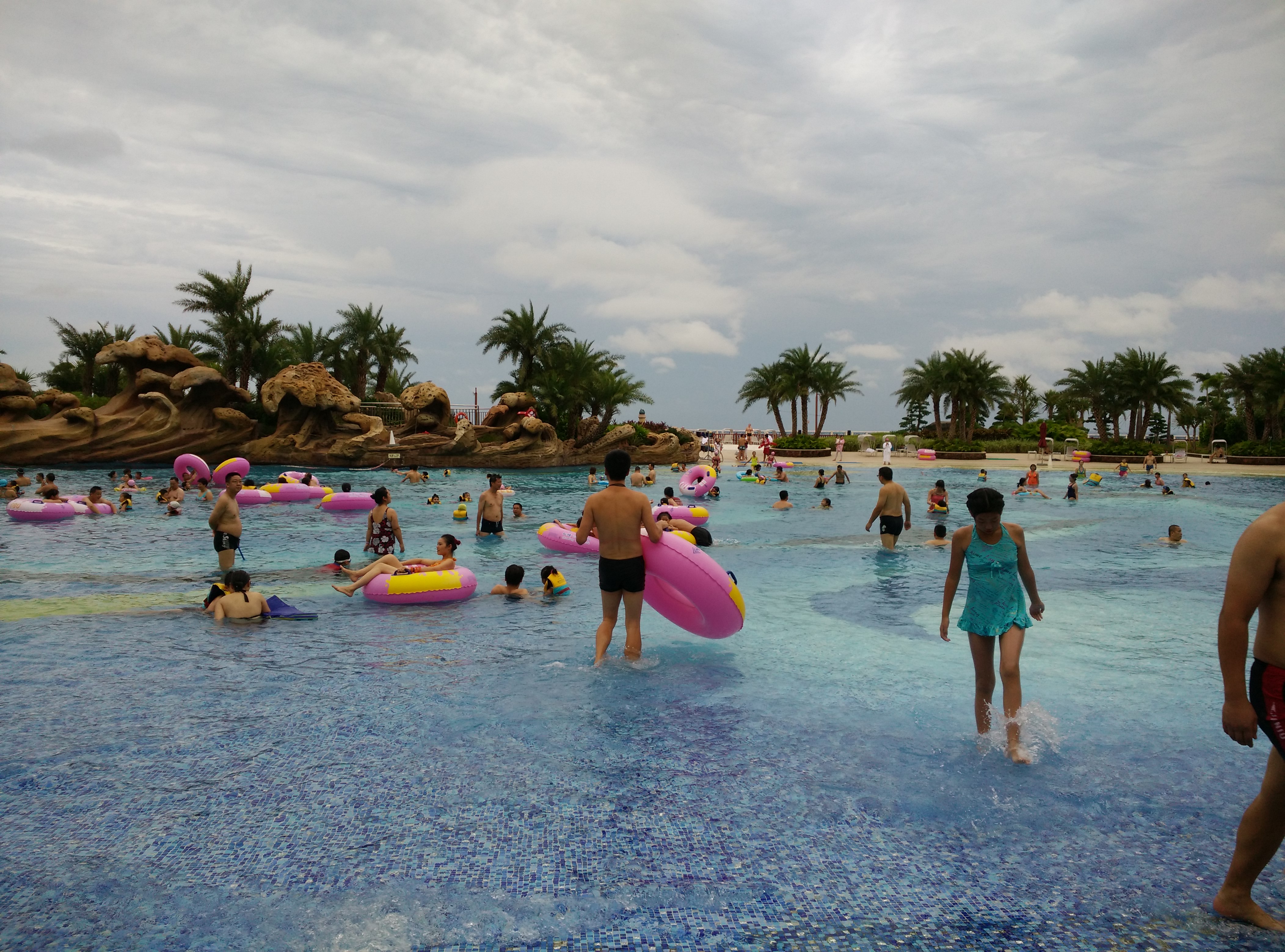 珠海长隆2天1夜酒店住宿怎么选？这家酒店3点优势最明显，就选他