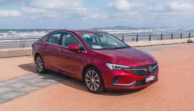 别克威朗三厢版测评视频,别克威朗试驾动力