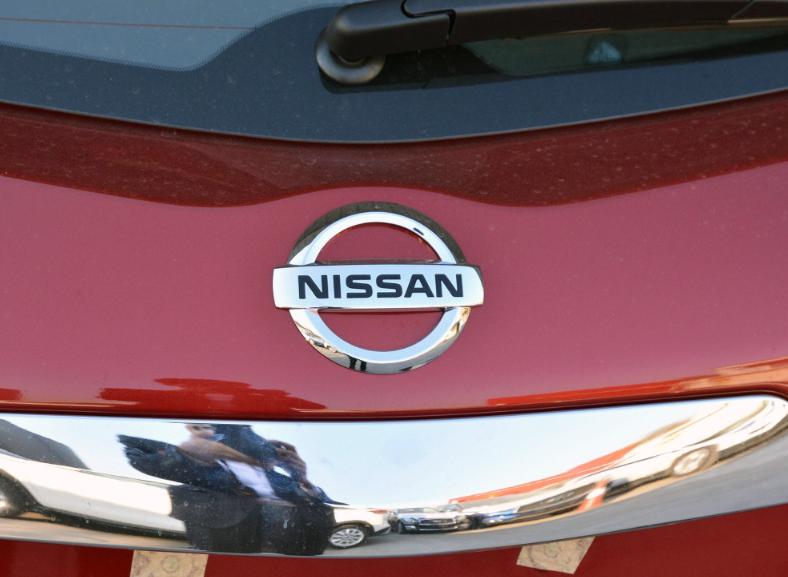 七座家用车省油日产,省油自动挡代步车日产阳光