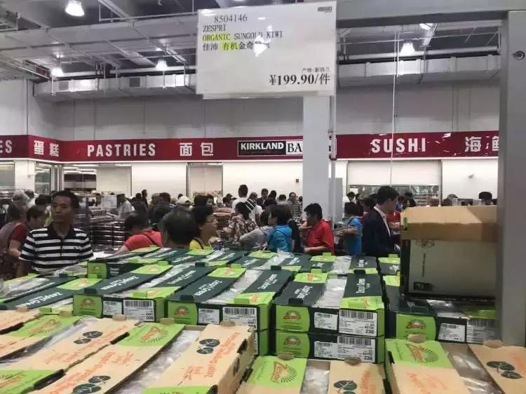 costco几点开门排队,costco上海店开业半天即停业
