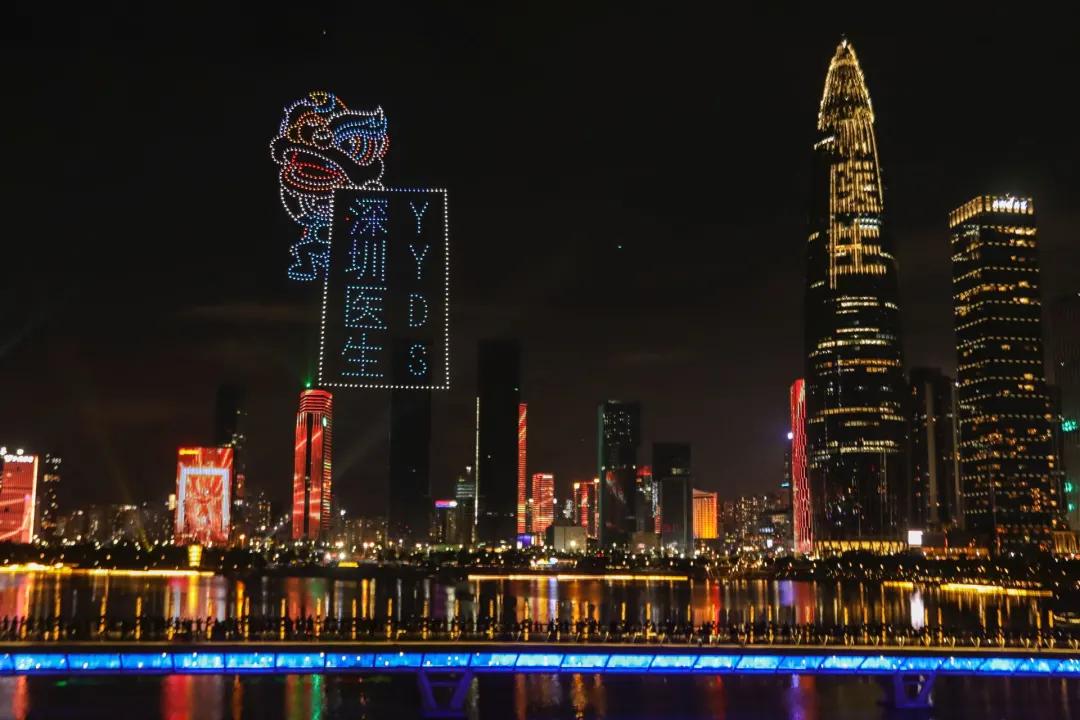 把医生捧上“天”的深圳,又放史上最大招医令:7734人!