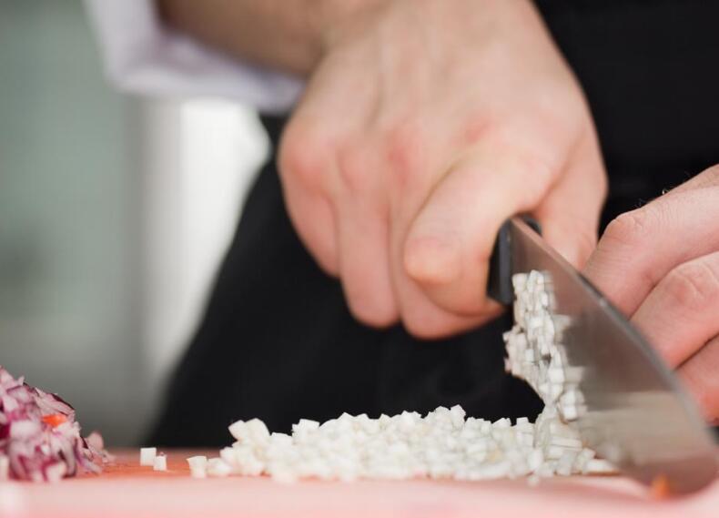 什么材料制作的案板最好,哪种材料制作的案板最好