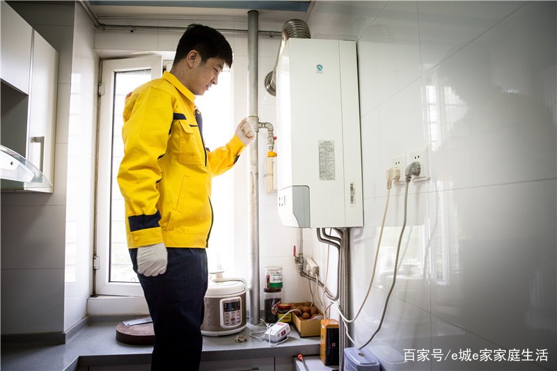 燃气管装在家里后续,燃气管道藏在橱柜下面