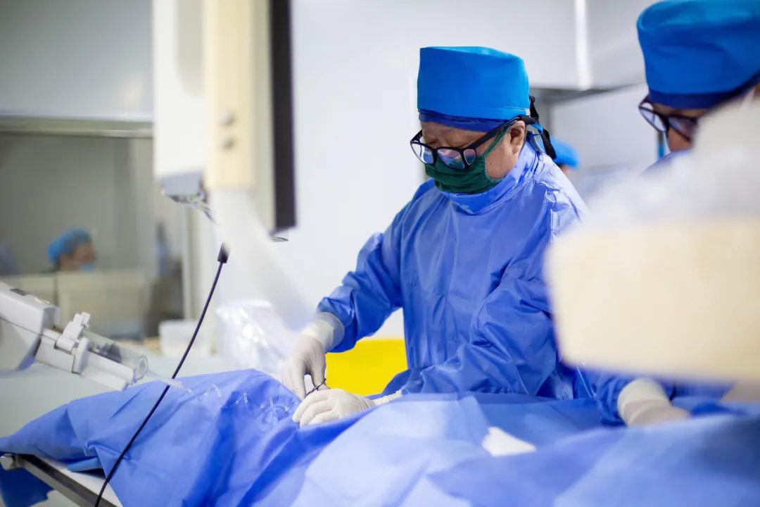 付朝军：医者仁心，永无止境