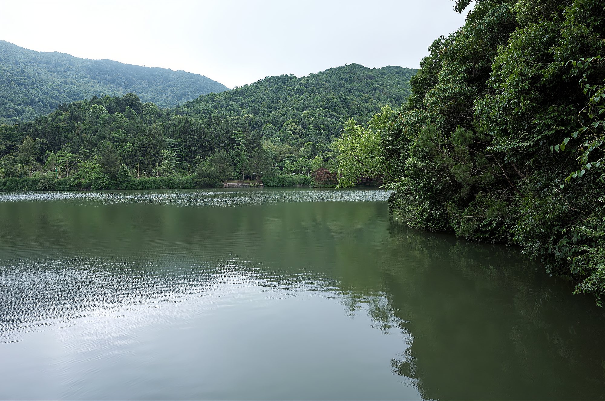 江西安远三百山，香港居民饮用水源头就在这，被誉为“东江之源”