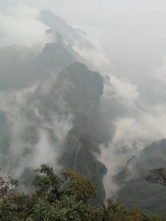 天门山一个人旅游,天门山的特别之处