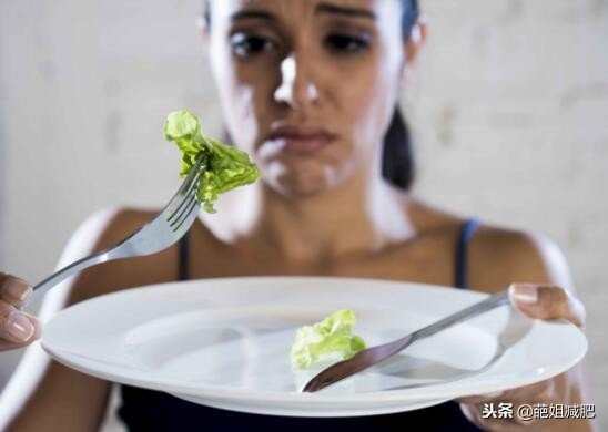 卵巢早衰的危害太可怕了怎么预防,大姨妈每月21天伴有卵巢早衰