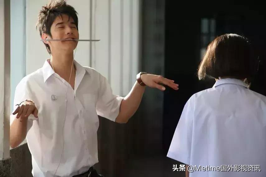 笑着笑着就哭的喜剧,推荐10部经典又好笑的喜剧电影