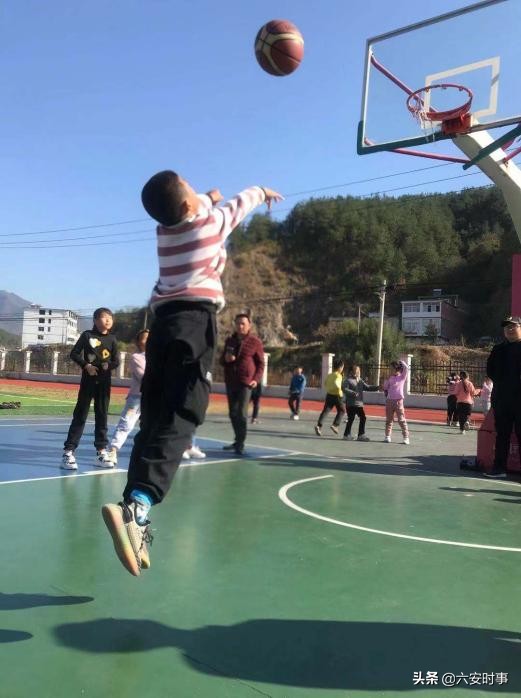 小学体质健康运动会,我运动我快乐小学