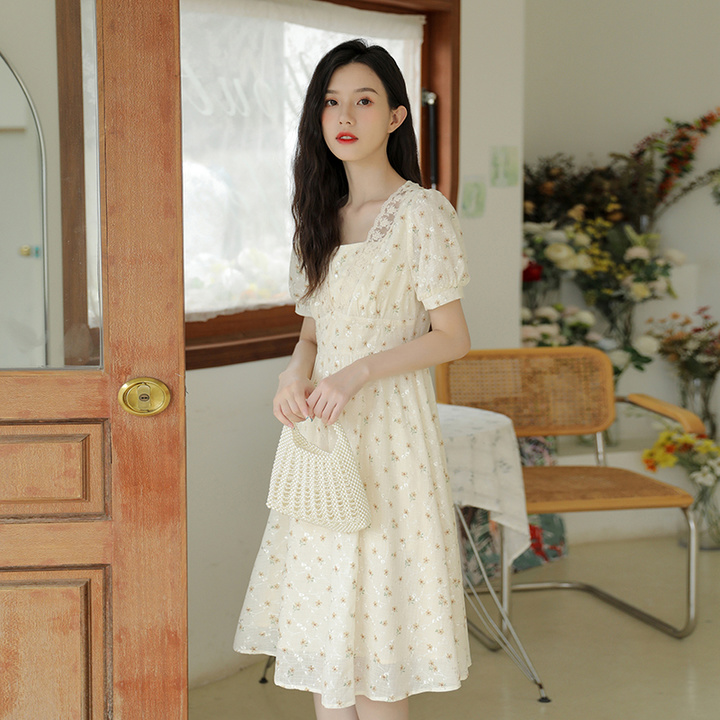 高颜值仙女连衣裙直戳你的少女心,这些超仙女的春装连衣裙你有几件