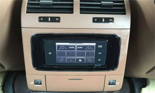 二手大众辉腾升级,30万元买大众辉腾