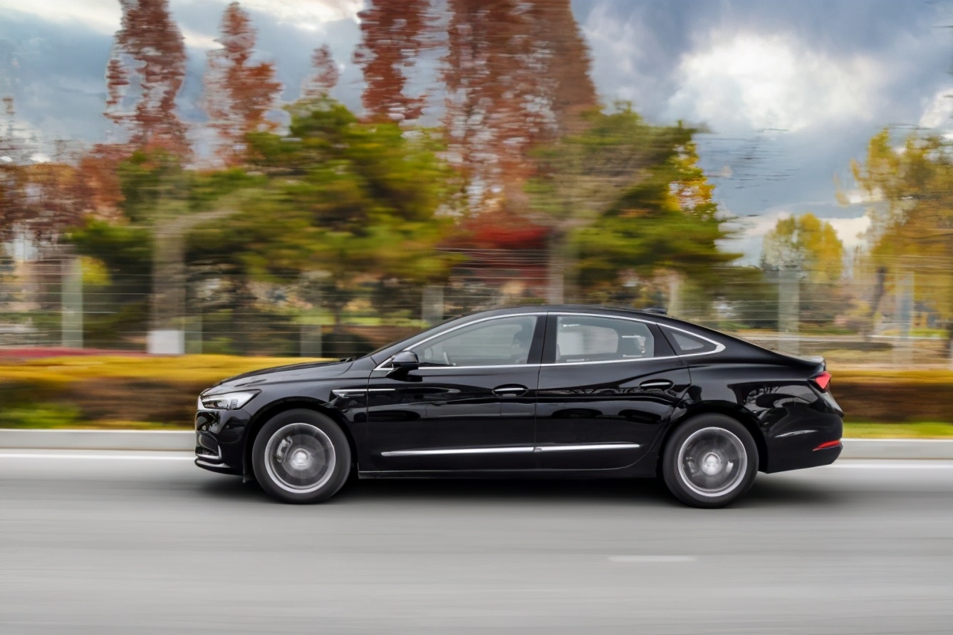 试驾君越动力,试驾别克君越雅阁