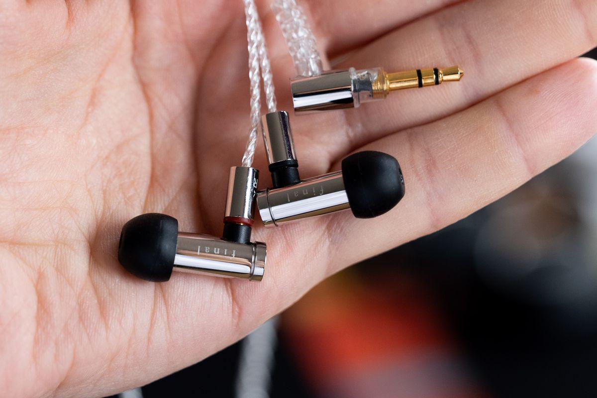 松下lumixs1h首款全画幅,松下lumixdc-s1r测评