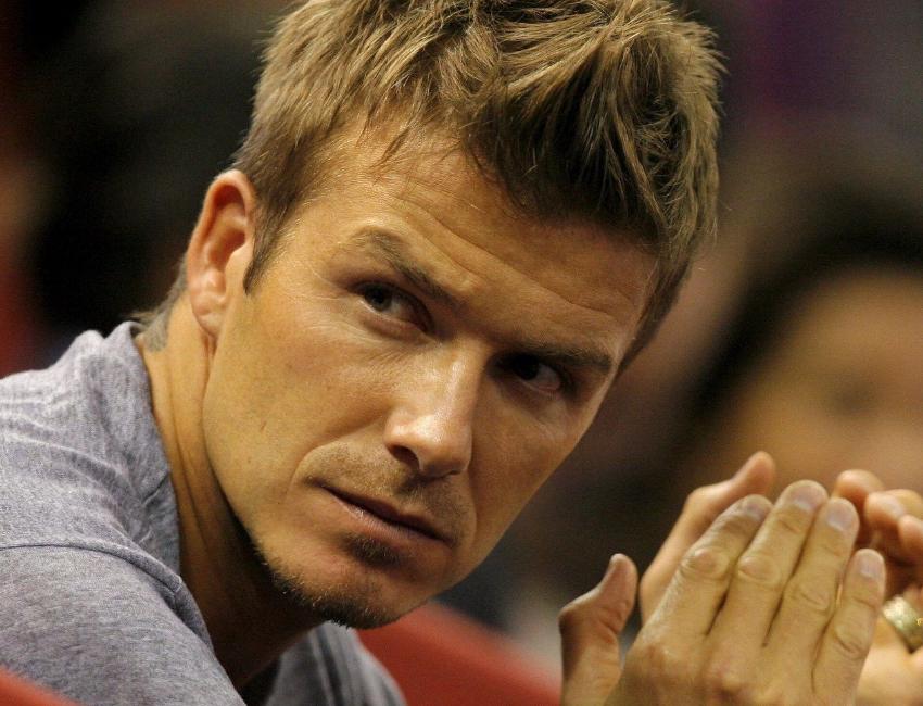 鹿晗生日祝福关晓彤贝克汉姆,贝克汉姆为鹿晗庆生对不对