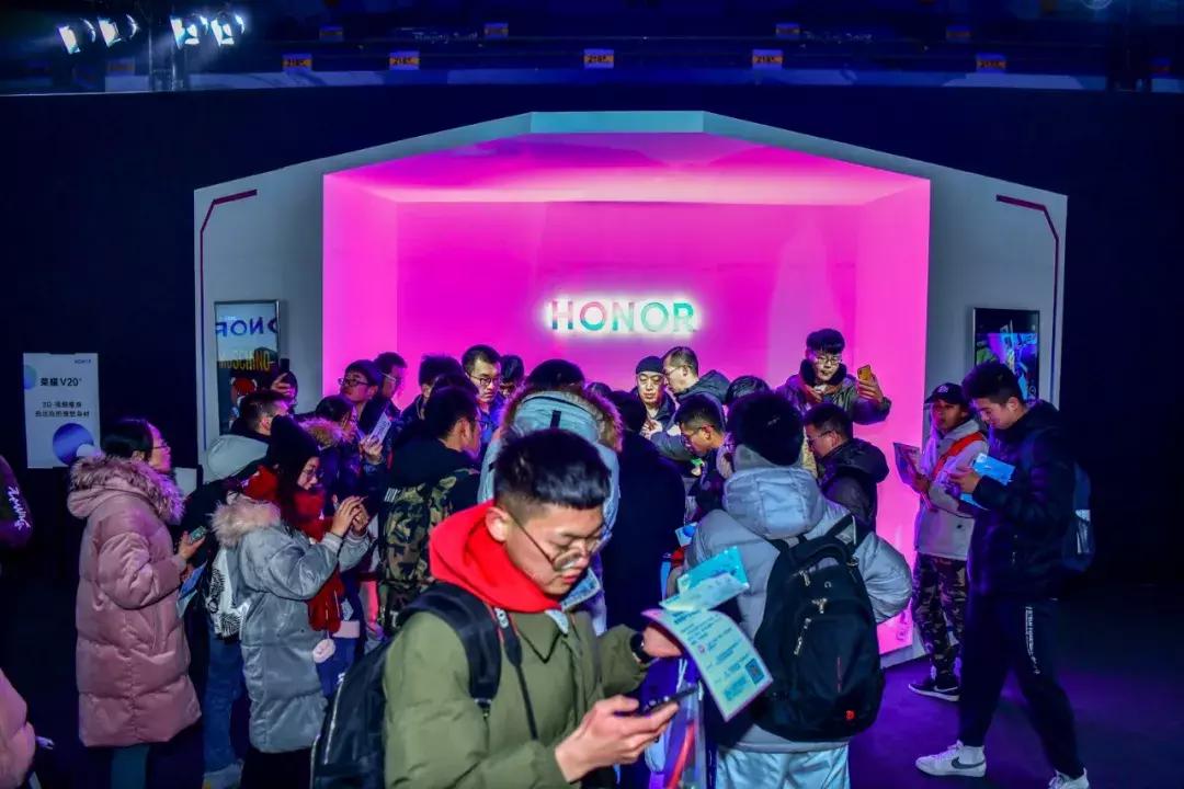 2018花粉年会亮点,各地花粉齐聚华为发布会