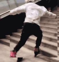 学轮滑家长担心的安全问题,小区游乐设施孩子出危险