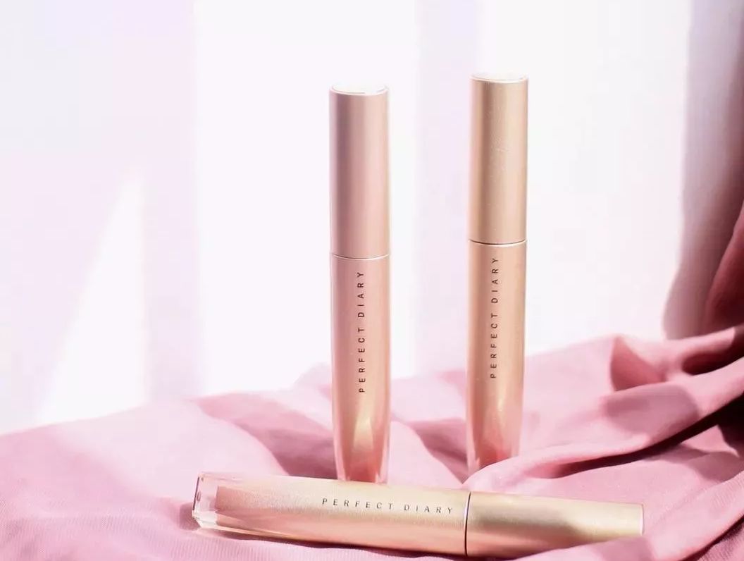 吹爆国货口红,金泫雅同款唇釉