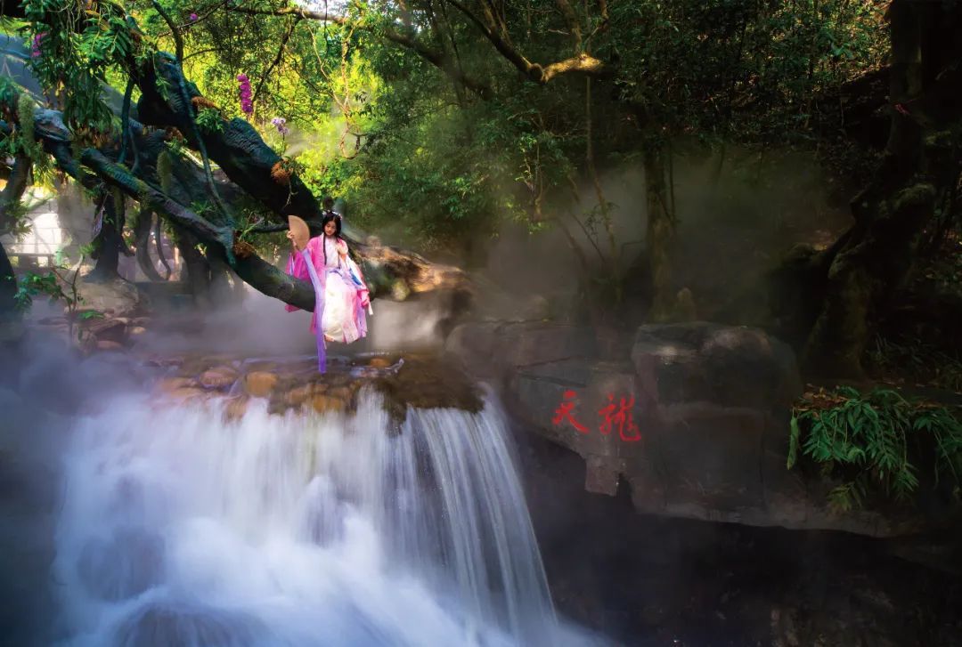 古龙峡下雪直播,古龙峡雪景