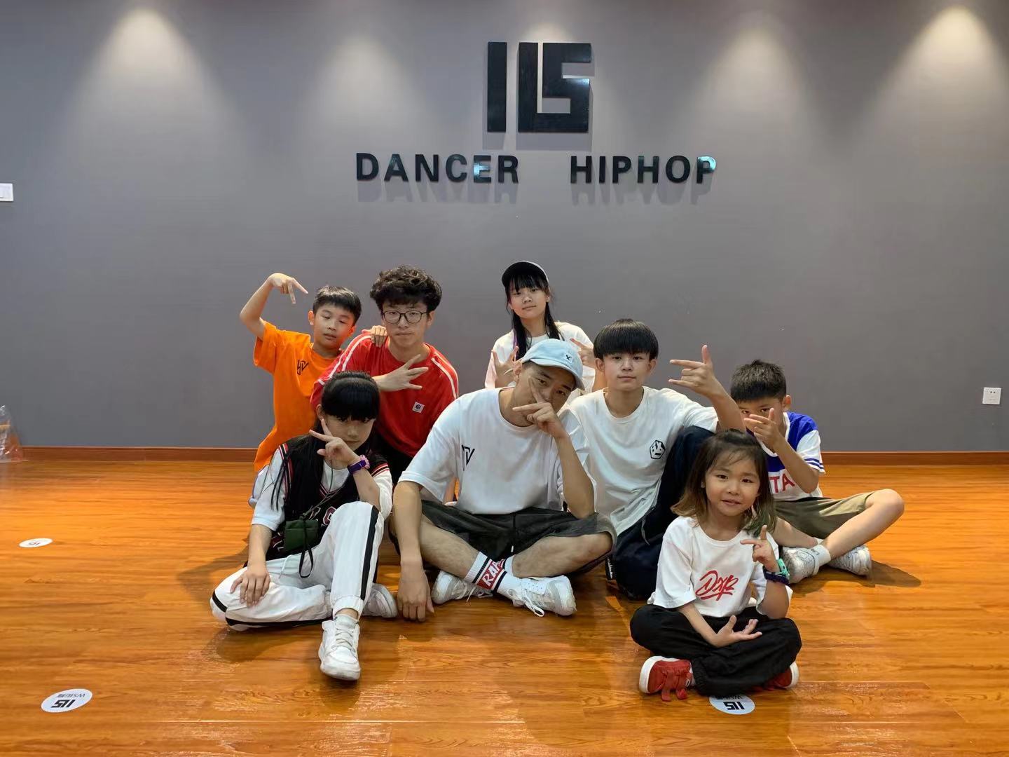 舞者专访|小伟：我太喜欢跳舞了