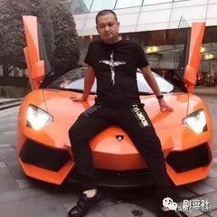 网红直播买伪劣产品被粉丝报复,网红直播骗人买东西