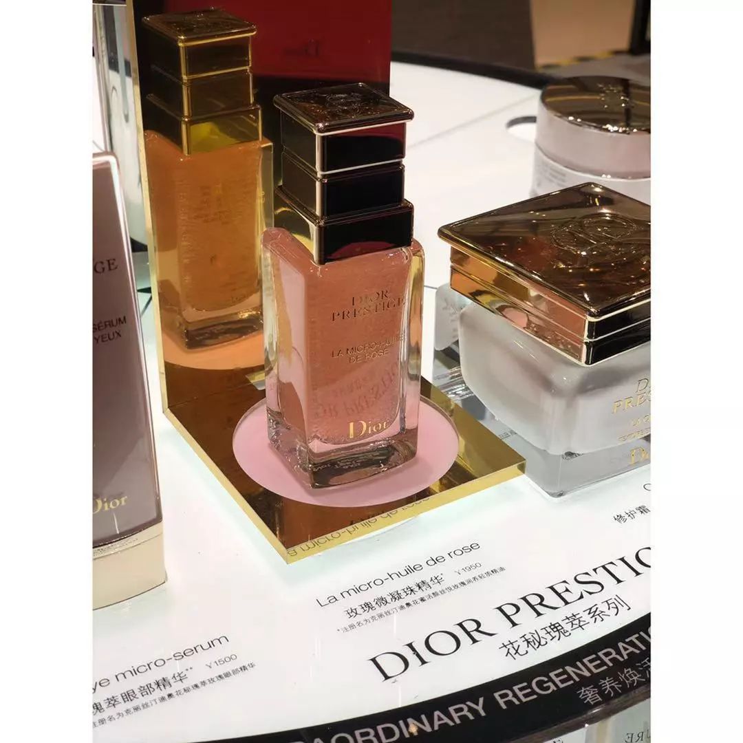 探店好看的衣服都在这里,探店逛美妆