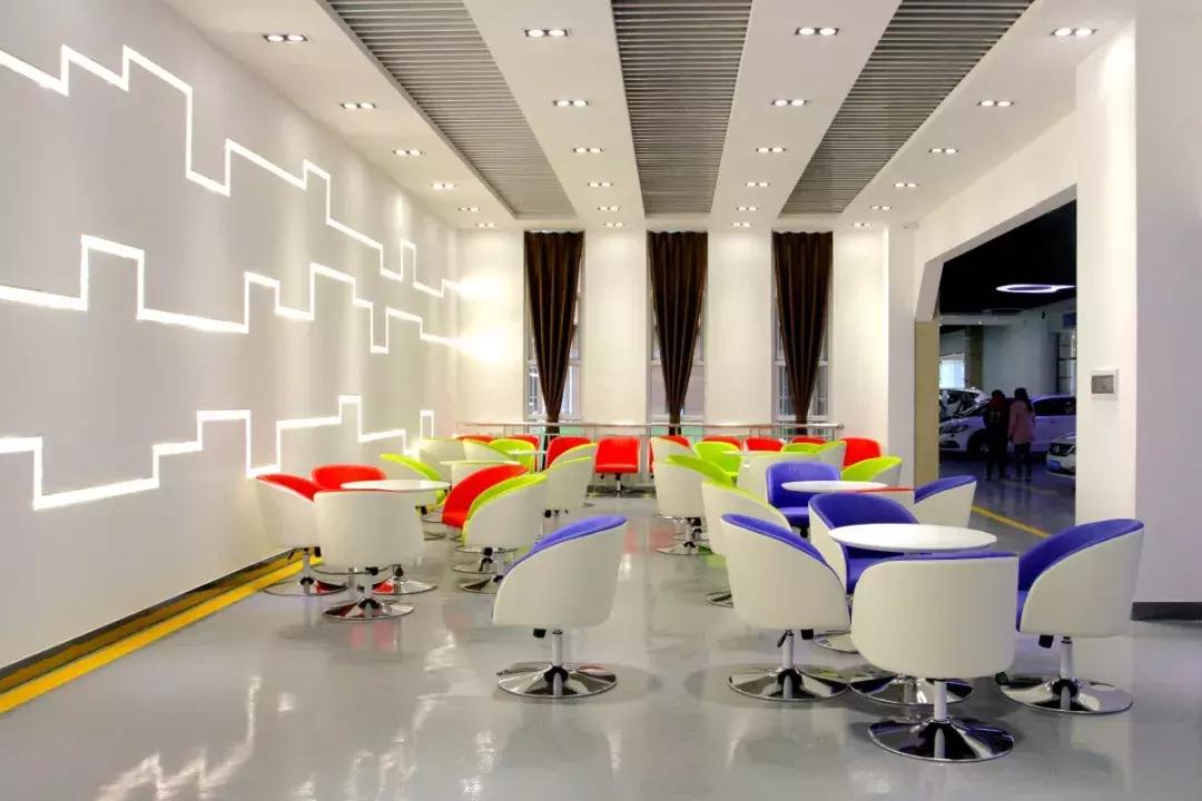 国内最大的新能源汽车实训设备,汽车实训基地