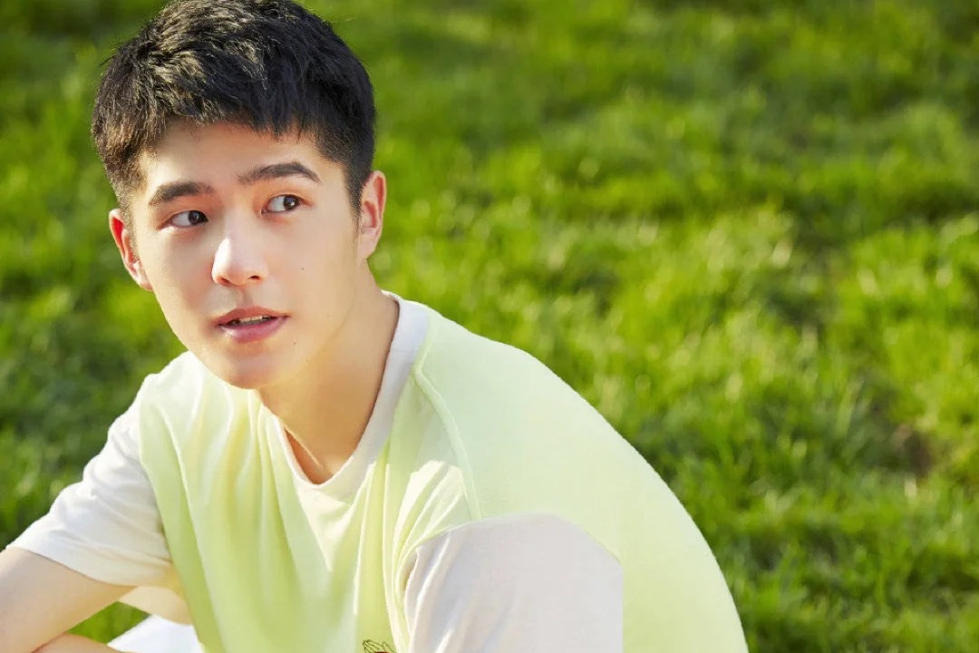 12岁头发硬男生最帅的发型,十种男生帅气的发型哪一款适合你