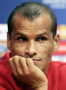 世界足坛历史十大左后卫排名,世界足坛史上十大18号球员