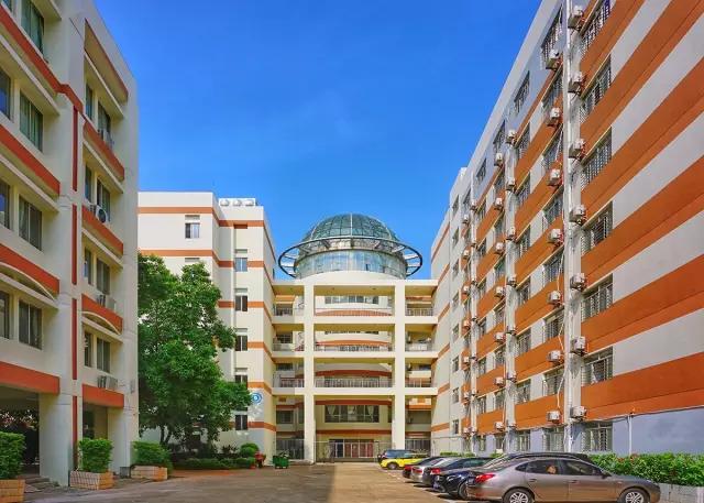 龙华最美高中,海口十大最有名的高中排行榜