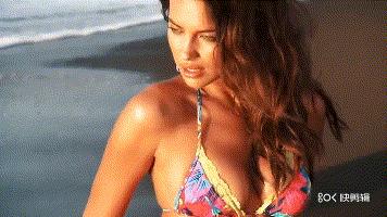 c罗前女友伊莲娜最新时尚大片,c罗新任女友和伊莲娜