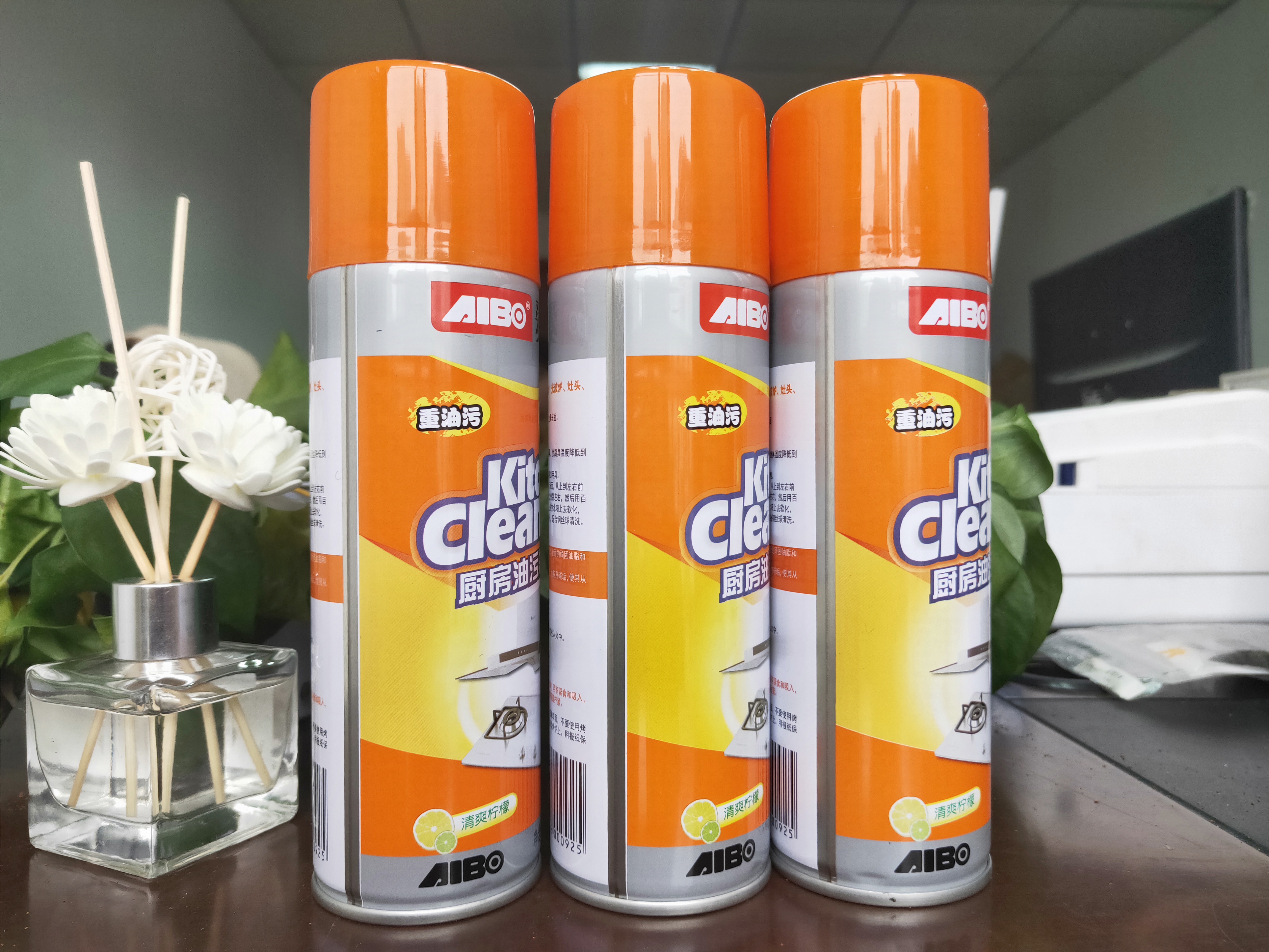 油烟机油污太脏怎么清洗干净妙招,油烟机污渍太难洗3招快速搞定