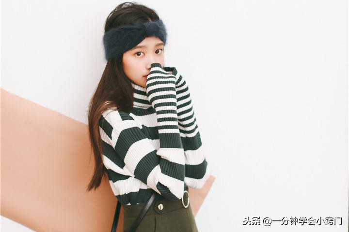 什么打底毛衣好看,黑色打底毛衣穿搭高级感