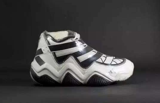 科比篮球鞋全系列，你最中意哪双？