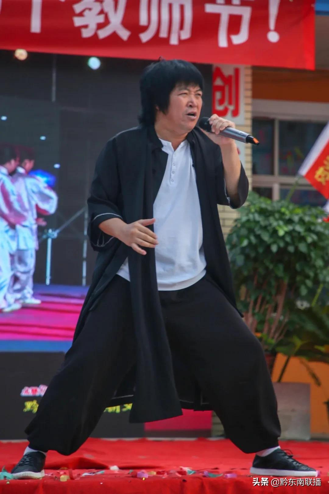 鍑棆鏁欒偛鍜岀敯鍒嗛儴,鍑棆鏁欒偛鐩存挱