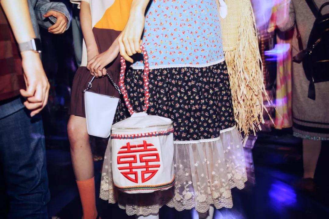 “不忘初心，优雅前行”一个理工科的跨界服装设计师李亚芸的自白