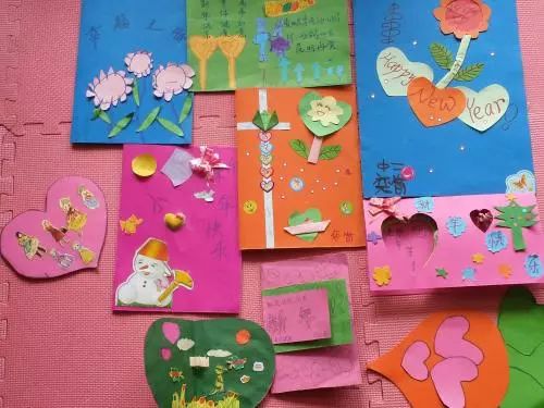 小朋友做的发光贺卡制作方法,小学生简单做彩虹贺卡